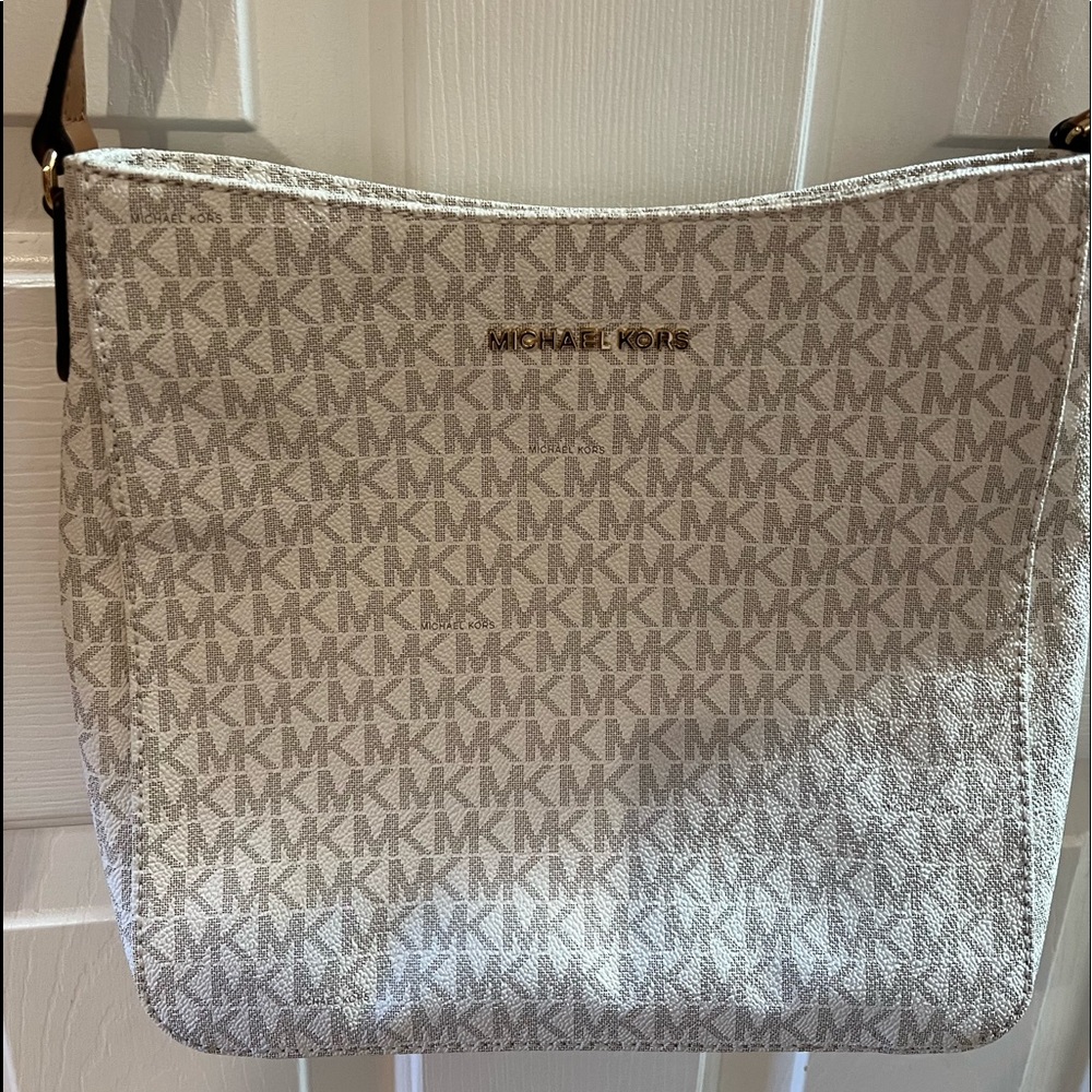 Michael Kors crossbody